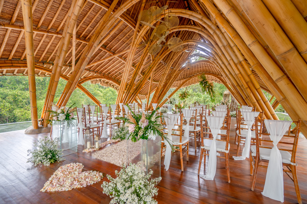 Bamboo chapel wedding setup at Aksari Resort Ubud in Kenderan village near Ubud, over the green valley