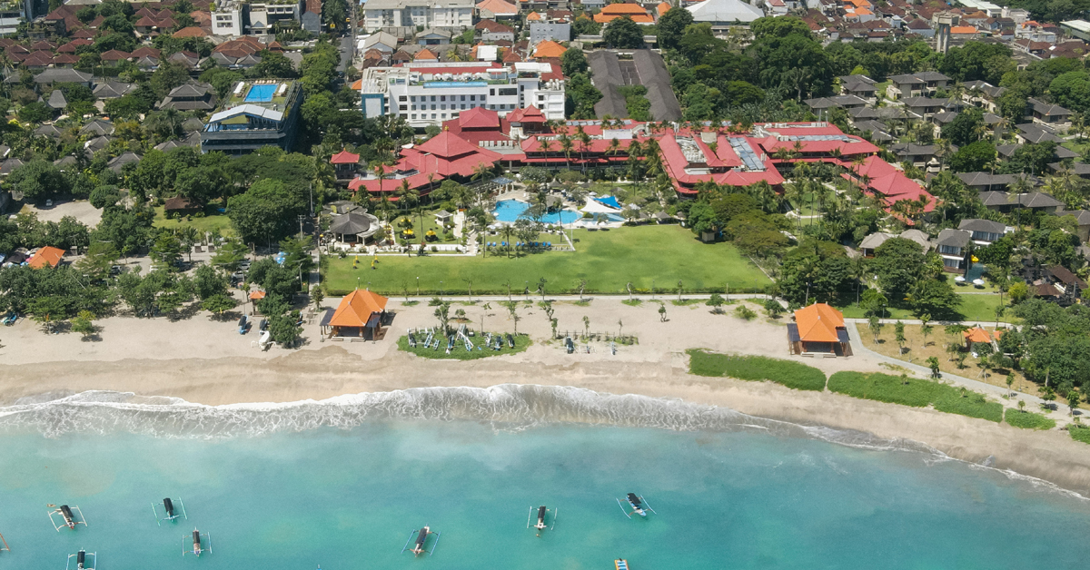 Venue spaces at Holiday Inn Resort Baruna Bali with tropical gardens in seminyak