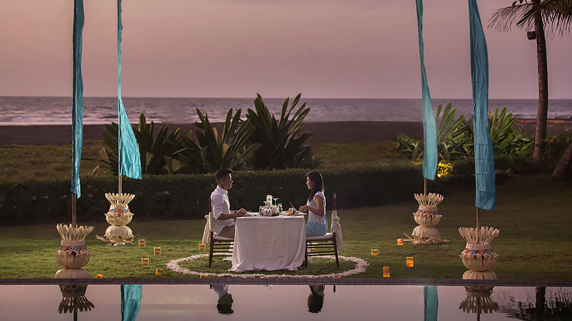 Romantic evening setting at Jeeva Saba beachfront