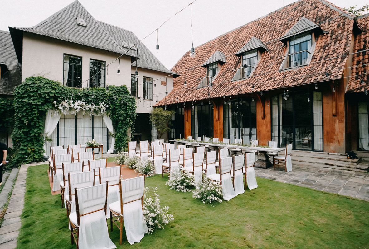 The Kemilau Villa Umalas, a European-styled villa with a private pool and tropical garden set for a wedding in Canggu