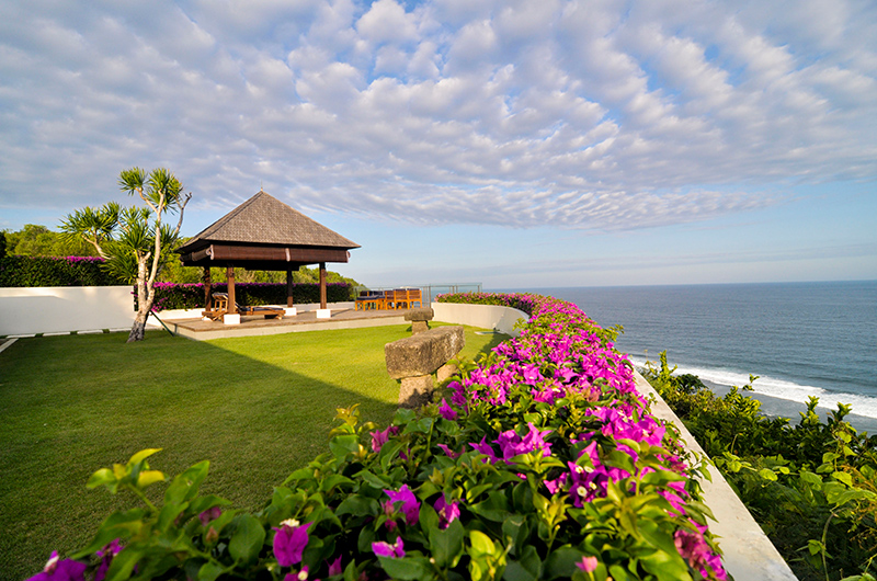 Clifftop villa and pool at The Surga Villa Estate, Ungasan