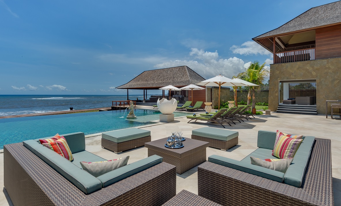 Poolside view at Villa Bayu Gita Beachfront