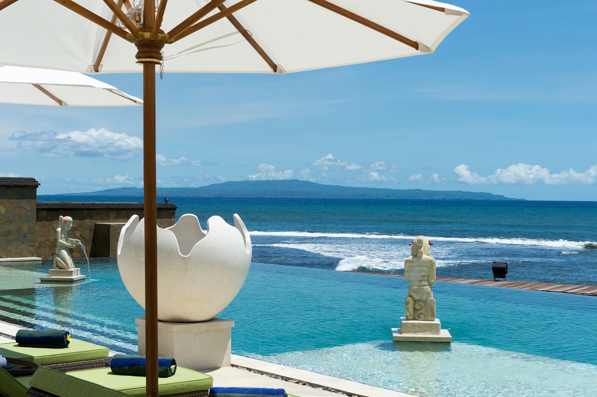 Ocean view from the lawn at Villa Bayu Gita Beachfront in Ketewel, near Sanur