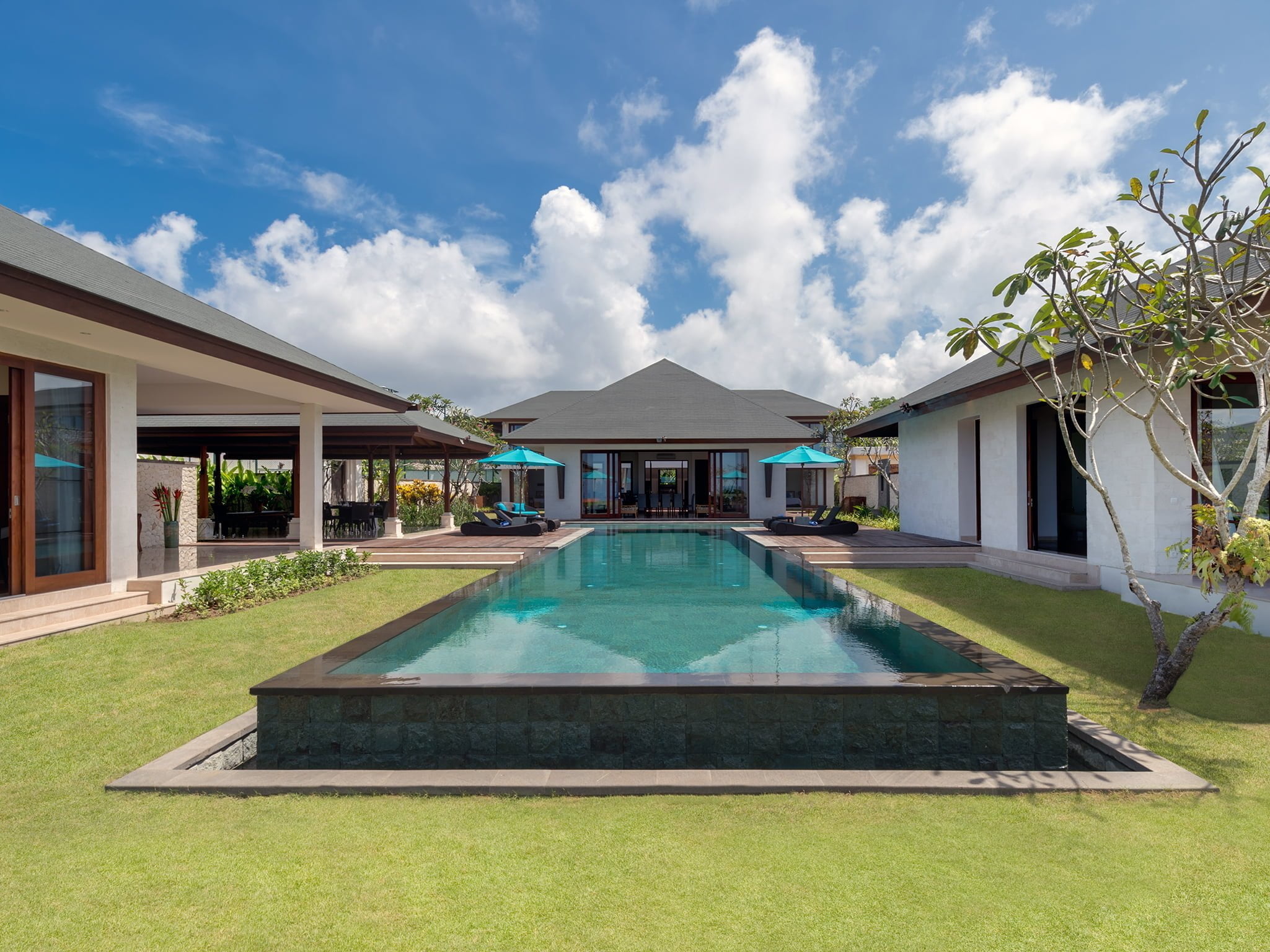 Villa Marie's grounds and pool at Pandawa Cliff Estate, Ungasan
