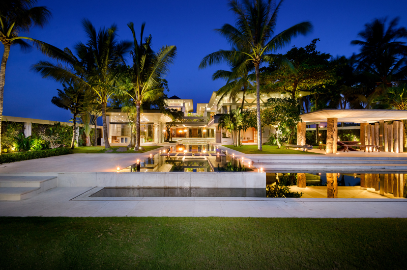 Villa Vedas gardens and pool deck set for a wedding on Bali's west coast